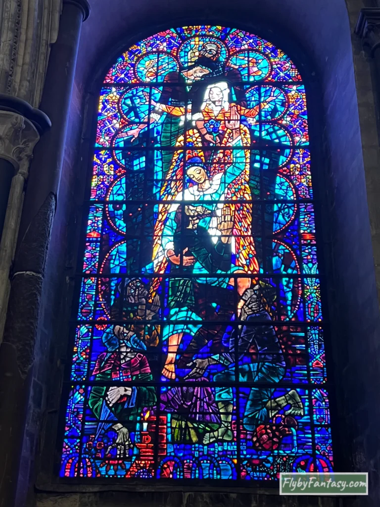 坎特伯雷大教堂 彩繪玻璃